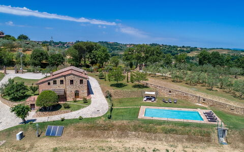 Bossoncina 8+1: Hierba, Paisaje, Llanura, Área Rural, El Terreno Del Lote, Inmuebles, Casa De Campo, Cabaña, Césped