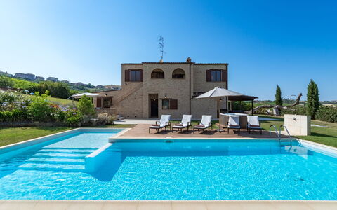 Casale Rosy 6+2: Piscina, Recurso, Inmuebles, Thermae, Hacienda, Villa, Eco Hotel, Mueble Para Exteriores, Hotel, Sunlounger