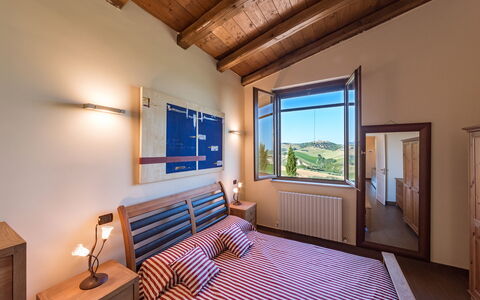 Casale Rosy 6+2: Diseño De Interiores, Madera, Habitación, Techo, Cama, Mueble, Habitación, Piso, Suelo, Casa