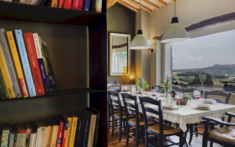 Casale delle Lavande 10: Mueble, Diseño De Interiores, Mesa, Silla, Techo, Piso, Cocina Y Comedor Mesa, Encendiendo, Comedor, Habitación