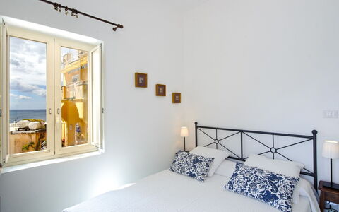 Casa Leonilde 4: Azul, Casa, Puerta, Departamento, Balcón, Pintar, Inicio De La Puerta, Lámpara, Hotel