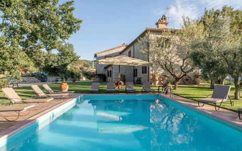 Vista del Lago 12: Inmuebles, Piscina, Hacienda, Casa De Campo, Villa, Mueble Para Exteriores, Mansión, Hotel
