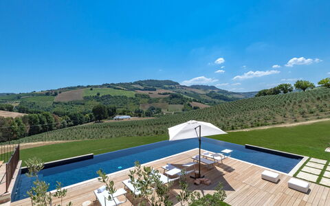 Dimora Montefiore 11: Piscina, Inmuebles, Ocio, Paisajismo, Villa, Eco Hotel, Plantación, Casa De Campo