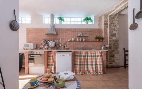 Ripari di Giobbe 6+2: Cocina, Pared, Mueble, Diseño De Interiores, Piso, Mostrador, Suelo, Aparato De Cocina, Electrodoméstico, Techo