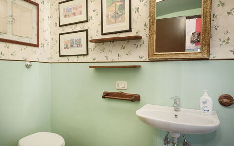 Poggerello 10: Pared, Diseño De Interiores, Lavabo Del Baño, Arreglo De Tubería, Plomería, Baño, Grifo, Habitación, Lavabo, Marco