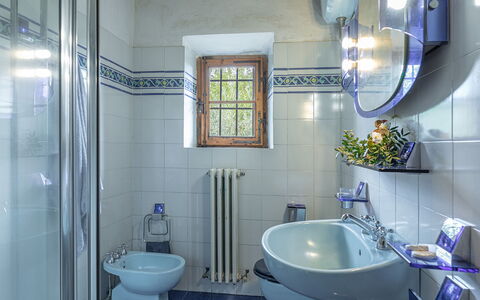 Poderino 6: Arreglo De Tubería, Diseño De Interiores, Lavabo Del Baño, Baño, Lavabo, Grifo, Piso, Plomería, Suelo, Encendiendo