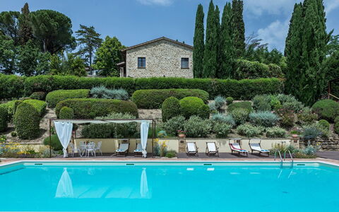 Il Borgo 16: Arbusto, Piscina, Jardín, Inmuebles, Paisajismo, Recurso, Patio, Villa, Hacienda, Eco Hotel
