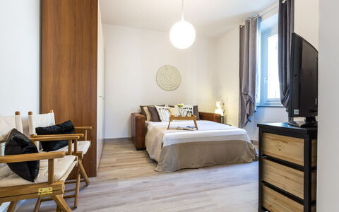 Villa Sole al Molino a Vento 8: Mueble, Diseño De Interiores, Piso, Suelo, Habitación, Cama, Madera, Habitación, Suelos De Madera, Textil