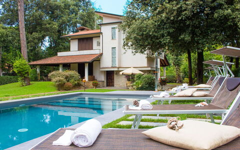 Villa la Meridiana 8+1