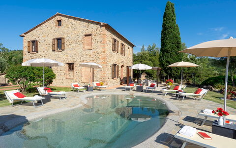 Terripi 10: Piscina, Cabaña, Inmuebles, Casa De Campo, Paisajismo, Villa, Ciudad De Vacaciones, Recurso, Hacienda