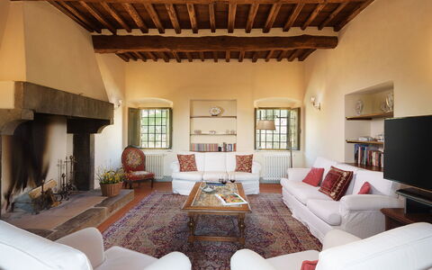 Marangole 12: Mueble, Pared, Diseño De Interiores, Piso, Sofá, Sala, Casa, Suelo, Techo, Habitación