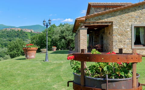 Le Macine 6: Colina, El Terreno Del Lote, Casa De Campo, Área Rural, Cabaña, Jardín, Mueble Para Exteriores, Cordillera, Inmuebles