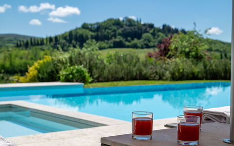 Podere Bellaria 18+2: Piscina, Recurso, Eco Hotel, Mueble Para Exteriores, Paisajismo, Jardín, Sombra, Silla, Casa De Campo, Patio Interior