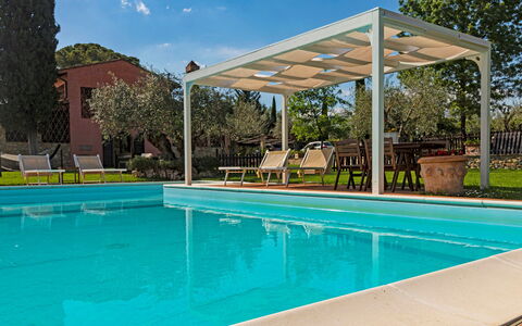 Villa Gino 8+2: Piscina, Recurso, Sombra, Estructura Al Aire Libre, Jardín, Eco Hotel, Pérgola, Ocio, Patio Interior, Mueble Para Exteriores