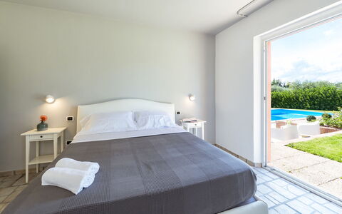 Villa Ninetta 10+1: Piscina, Hotel, Villa, Mueble Para Exteriores