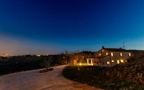 Ca' Pellicciano 8: Paisaje, Cabaña, Noche, Oscuridad, Noche, Pueblo, Casa De Campo, Granja