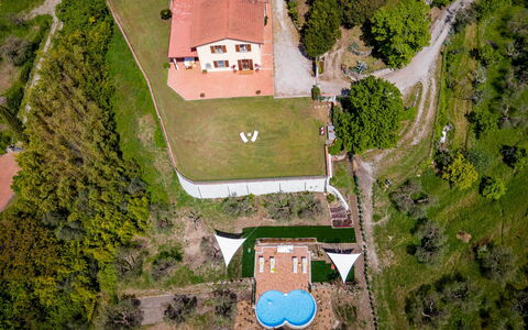 Villa Desiderio 9: Paisaje, Vista Panorámica, Área Rural, El Terreno Del Lote, Fotografía Aérea, Inmuebles, Pendiente, Jardín, Paisajismo, Plantación