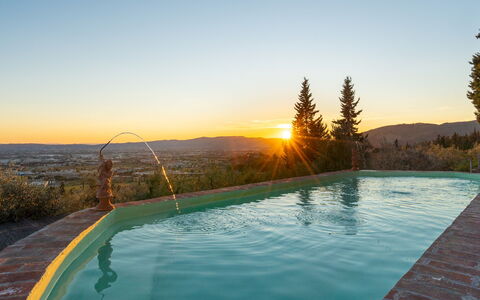 Torre al Poggio 8: Azul, Piscina, Oscuridad, Noche, Amanecer, Puesta De Sol, Eco Hotel, Resplandor Crepuscular