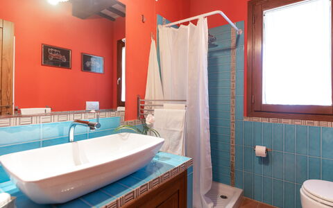 Casale Principessa 6+2: Diseño De Interiores, Arreglo De Tubería, Pared, Piso, Baño, Mueble, Suelo, Lavabo Del Baño, Madera, Lavabo