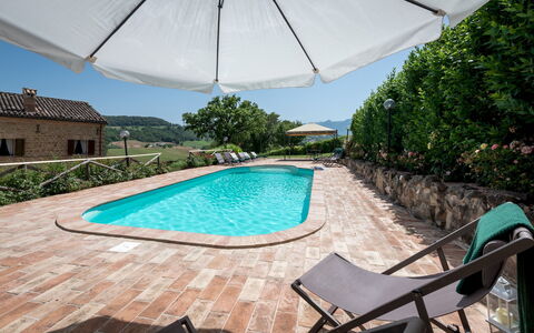Villa Casanostra 12: Piscina, Mueble Para Exteriores, Mueble, Recurso, Eco Hotel, Silla, Losa, Paraguas, Sunlounger, Sombra