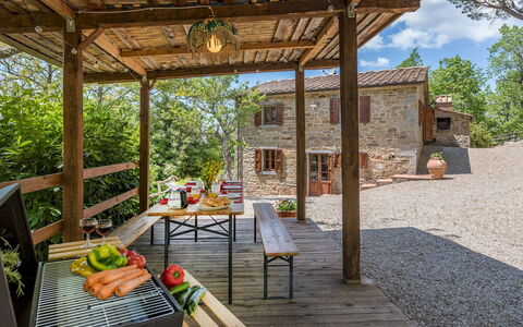 Casa Largnano 6+2: Madera, Cabaña, Área Rural, Cuarto De Troncos, Edificios Del Jardín, Patio Interior, Madera Dura, Jardín, Casa De Campo, Maderas