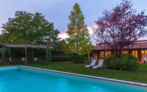La Tana del Ghiro 18: Piscina, Recurso, Inmuebles, Casa De Campo, Jardín, Patio Interior, Hacienda, Césped, Eco Hotel, Sombra
