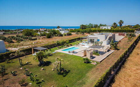 Villa Gialonia 8+2: Paisaje, Recurso, Inmuebles, Paisajismo, Piscina, Ciudad De Vacaciones, Eco Hotel, Villa