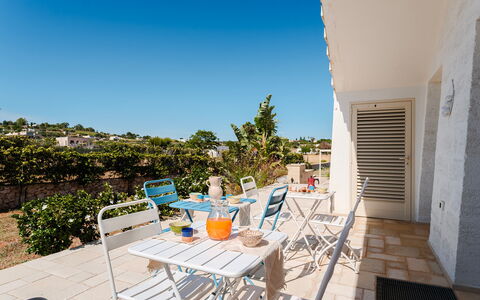 Villa Gialonia 8+2: Departamento, Mueble Para Exteriores, Silla, Balcón, Sombra, Mesa Al Aire Libre, Planta De Casa, Maceta