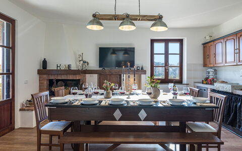 Casale Bella Vita 8+4: Mueble, Diseño De Interiores, Mesa, Comedor, Piso, Madera, Cocina Y Comedor Mesa, Silla, Habitación, Suelo