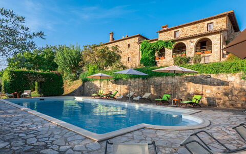Podere le Corone 14: Piscina, Recurso, Inmuebles, Mueble Para Exteriores, Hacienda, Villa, Eco Hotel, Jardín, Hotel, Ciudad De Vacaciones