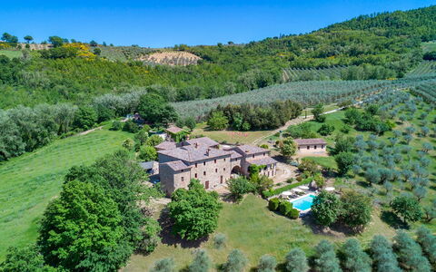 Podere le Corone 14: Inmuebles, Villa, Comida, Hacienda