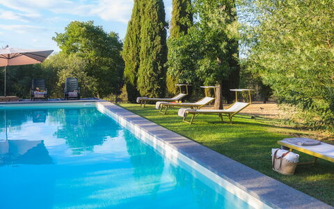 Casale Dell Oasi 12: Azul, Piscina, Mueble Para Exteriores, Jardín, Sombra, Recurso, Paisajismo, Inmuebles, Eco Hotel, Hacienda