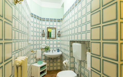 Villa Rinaldi 6: Piso, Diseño De Interiores, Suelo, Loseta, Vaso, Baño, Papel Pintado, Pintar, Baño