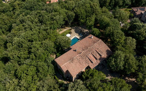 Villa Rinaldi 6: Árbol, Entorno Natural, Naturaleza, Barrio Residencial, Paisaje, Casa, El Terreno Del Lote, Inmuebles, Área Rural, Cabaña