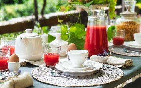 Villa Marraccini 8: Vajilla, Utensilios Para Servir, Comida, Taza, Drinkware, Vajilla, Mesa, Tetera, Porcelana, Plato