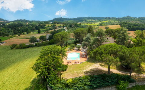 Fonte Pinella 8: Comida, Piscina, Hacienda, Eco Hotel, Recurso, Villa, Casa De Campo, Granja, Vista Panorámica, Plantación