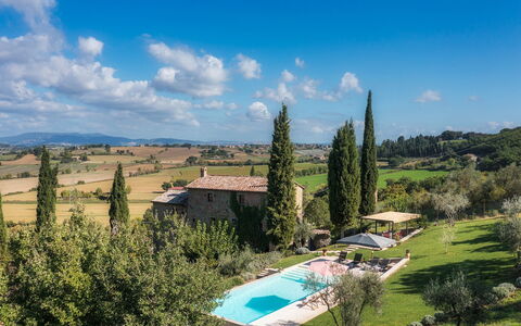 La Vecchia Pieve 8: Jardín, Paisajismo, Villa