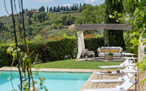 Poggio Novoli 6: Piscina, Mueble Para Exteriores, Recurso, Sunlounger, Ocio, Jardín, Eco Hotel, Sombra, Sillón, Paisajismo