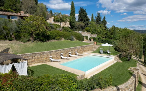 Poggio Novoli 6: Arbusto, Paisaje, Casa, Inmuebles, Cobertura Del Suelo, Jardín, Paisajismo, Casa De Campo, Villa, Piscina