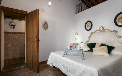 Il Romitoio 12: Pared, Mueble, Diseño De Interiores, Habitación, Piso, Suelo, Cama, Encendiendo, Habitación, Linos