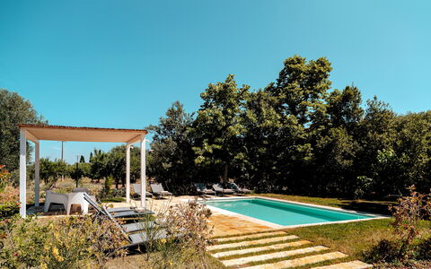 Masseria Profilo 8: Mueble Para Exteriores, Mueble, Silla, Sombra, Piscina, Patio Interior, Jardín, Recurso, Estructura Al Aire Libre, Eco Hotel