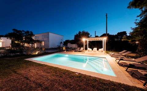 Masseria Profilo 8: Piscina, Recurso, Barrio Residencial, Material Compuesto, Inmuebles, Eco Hotel, Sombra, Ocio, Hacienda, Mueble Para Exteriores