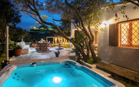 Casa Valentina 6: Piscina, Noche, Recurso, Encendiendo, Mueble, Eco Hotel, La Iluminación Del Paisaje, Inmuebles, Mueble Para Exteriores, Maceta
