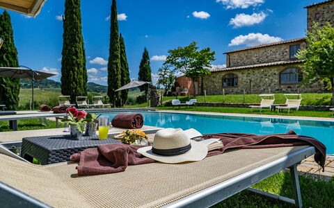 Le Colombelline 12: Cordillera, Valle, Cresta, Inmuebles, Hacienda, Recurso, Alpes, Piscina, Villa