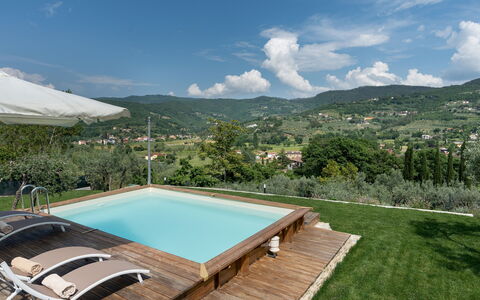 Terrazza sulla Valle 4+2: Piscina, Accidentes Geográficos Montañosas, Colina, Montaña, Cordillera, Recurso, Eco Hotel, Mueble Para Exteriores, Ocio, Cubierta