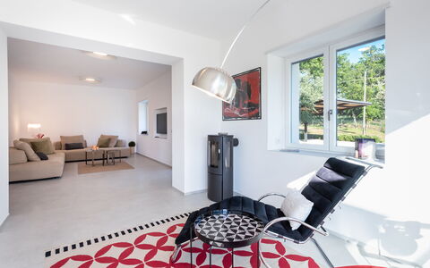 Villa Petrillo 6: Mueble, Diseño De Interiores, Piso, Suelo, Pared, Techo, Madera, Habitación, Encendiendo, Sala