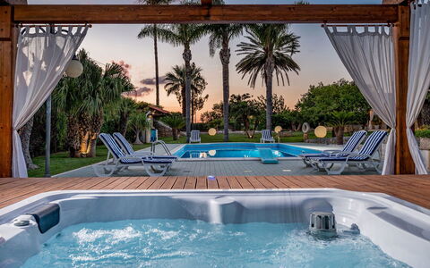 Villa Cutrera 8: Piscina, Recurso, Mueble Para Exteriores, Mueble, Eco Hotel, Sombra, Ocio, Silla, Inmuebles, Paisajismo