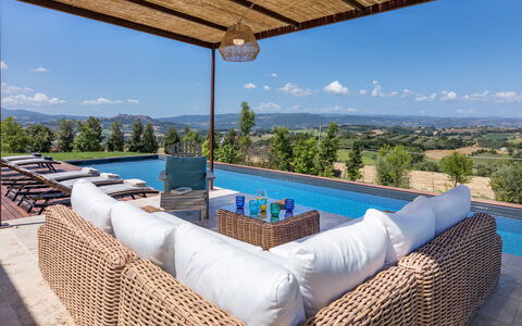 Casale the Place 6+2: Piscina, Mueble, Mueble Para Exteriores, Recurso, Silla, Sunlounger, Eco Hotel, Ocio, Cubierta, Paraguas