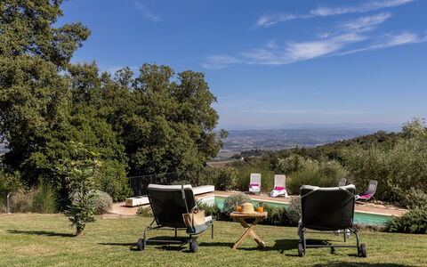 Villa Bel Panorama 8: Paisaje, Mueble, Mueble Para Exteriores, El Terreno Del Lote, Silla, Ocio, Prado, Césped, Silla Plegable, Mesa Al Aire Libre