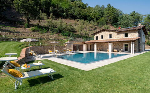 Villa Carlotta 8: Piscina, Casa, Inmuebles, Cabaña, Recurso, Eco Hotel, Casa De Campo, Villa, Hacienda, Thermae